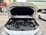Фото 18 - Toyota Camry