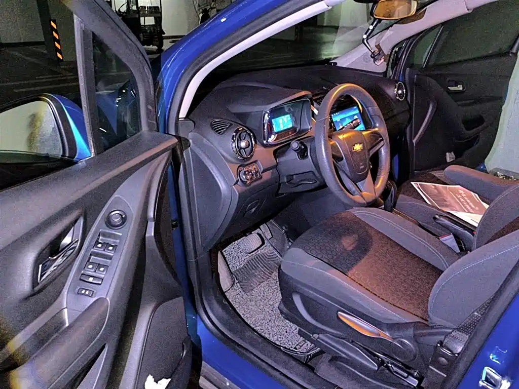 Chevrolet Trax 2014 1.4T Automatic 2WD Comfort фото 13