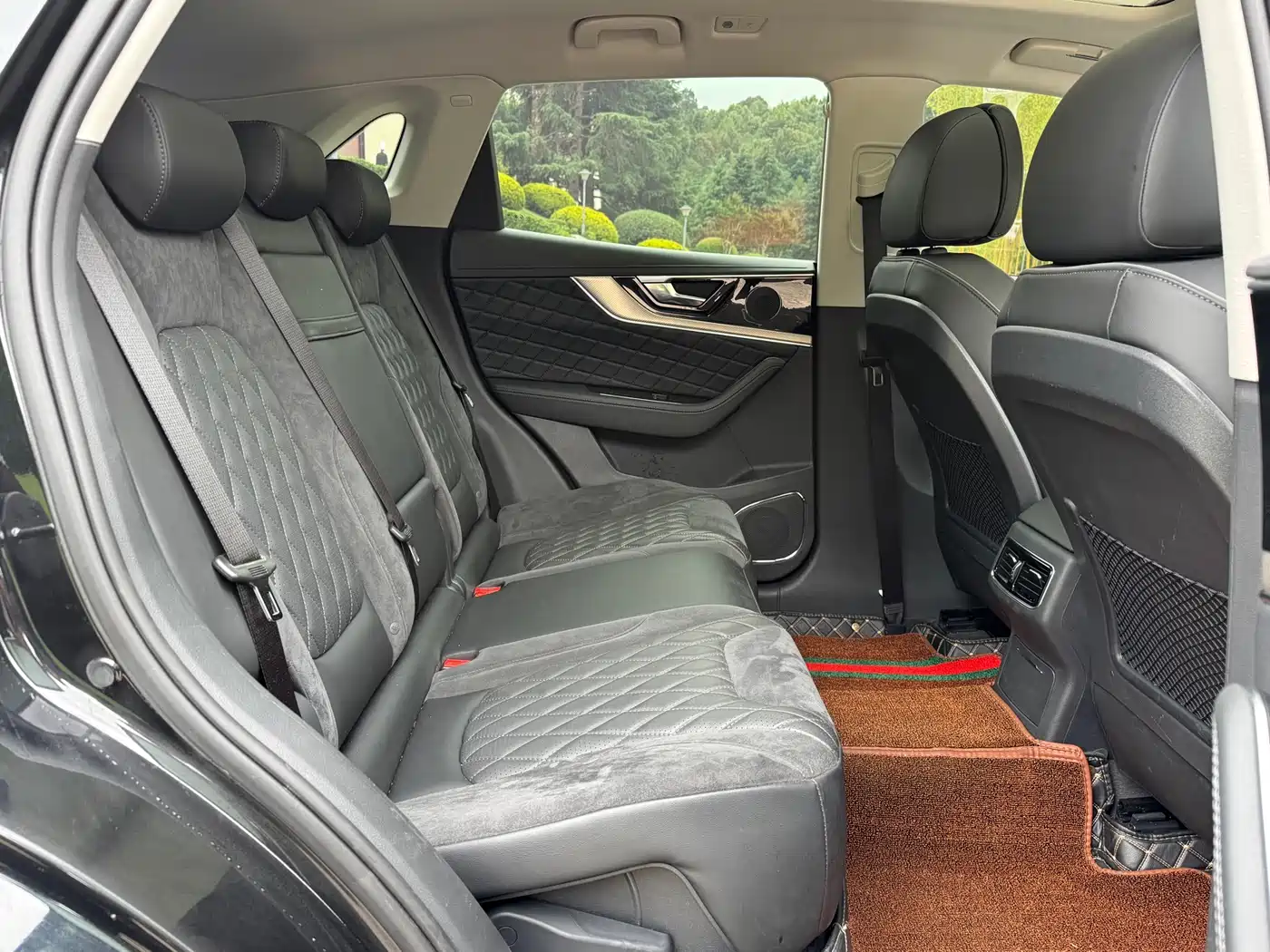 Hongqi HS5 2019 2.0T Smart Connect Enjoy Edition фото 13