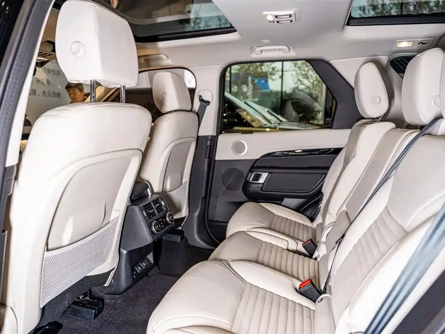 Land Rover Discovery 2024 Model 360PS S фото 13
