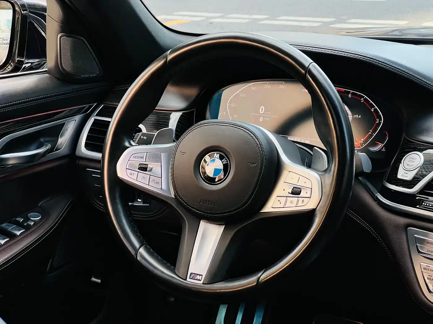 BMW 7 Series 2019 740Li Leading M Sport Package фото 17