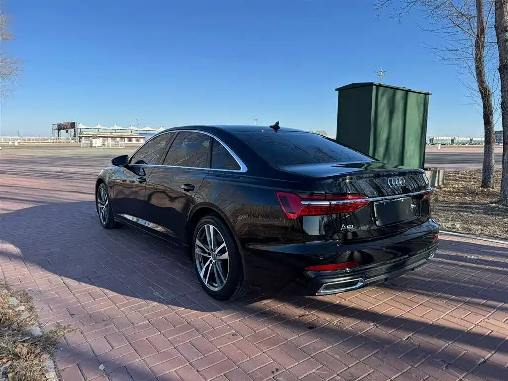 Audi A6L 2020 40 TFSI Luxury Dynamic фото 5