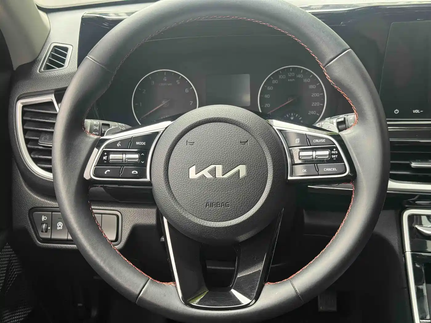 Kia KX3 Smart Run 2021 1.5L CVT Fashion Edition фото 13