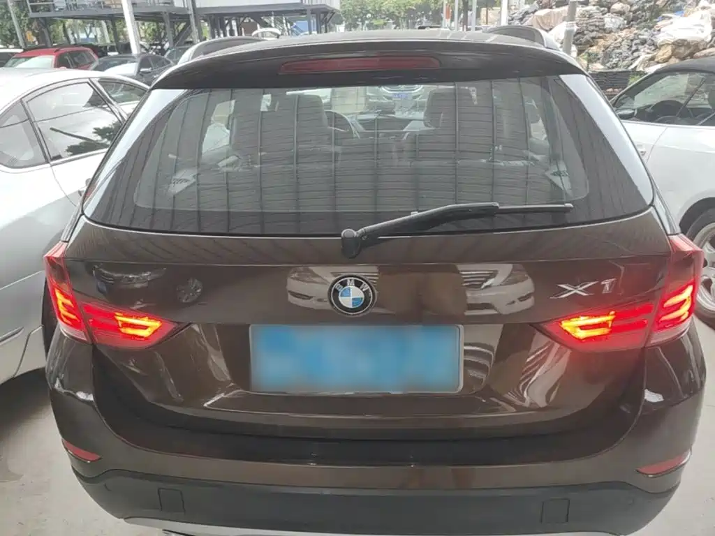 Фото 6 - BMW X1