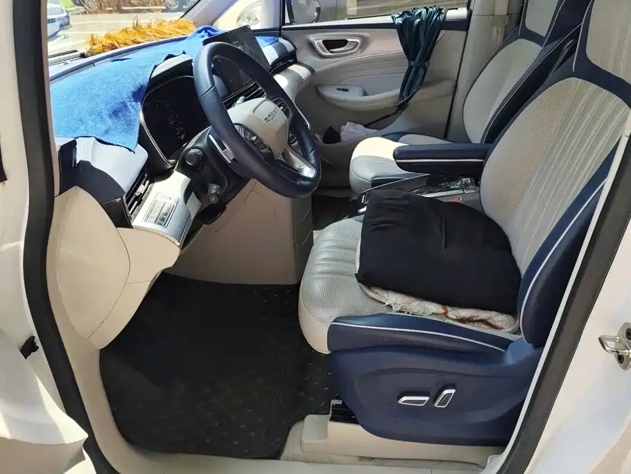 Roewe iMAX8 2023 2022 400TGI Honor Edition