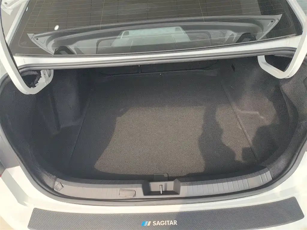 Volkswagen Sagitar 2022 280TSI DSG Soaring Edition фото 19