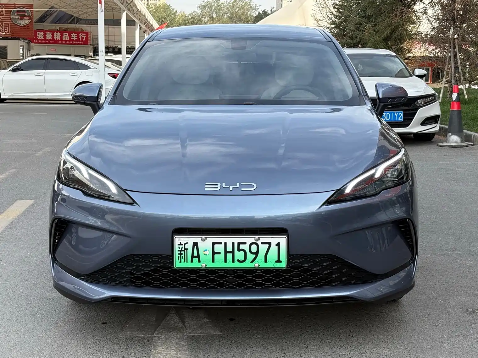 Photo 2 - BYD Seal 05
