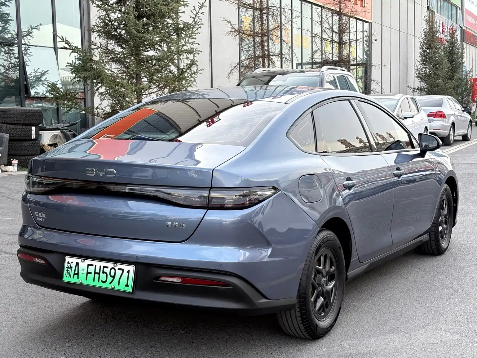 Photo 5 - BYD Seal 05