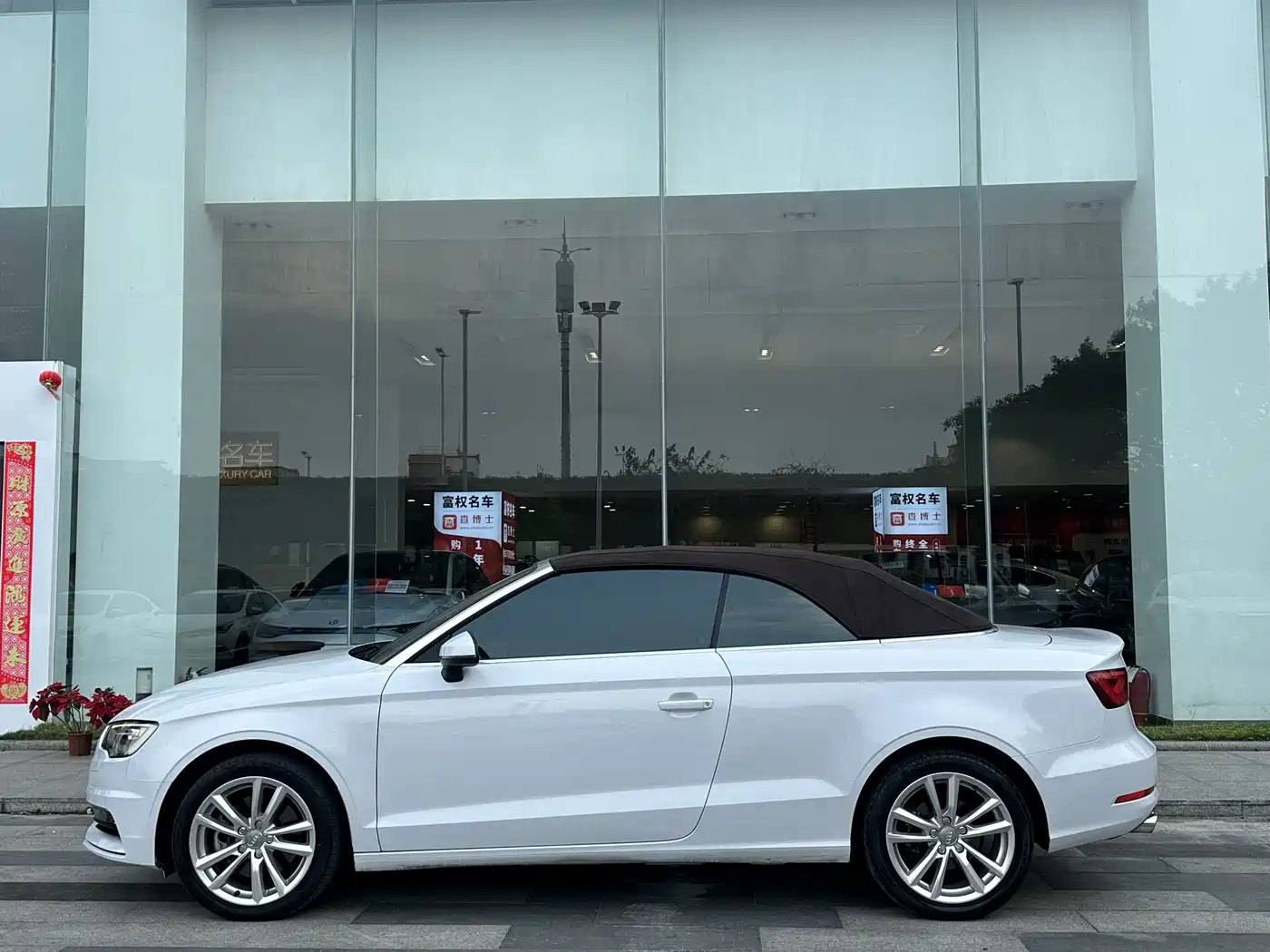 Audi A3 (Import) 2015 Cabriolet 40 TFSI фото 3