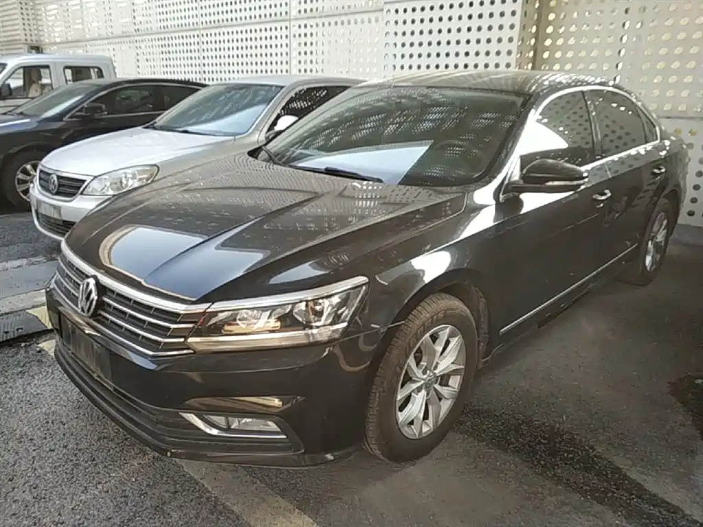 Volkswagen Passat 2015 1.8TSI DSG Elegance Edition