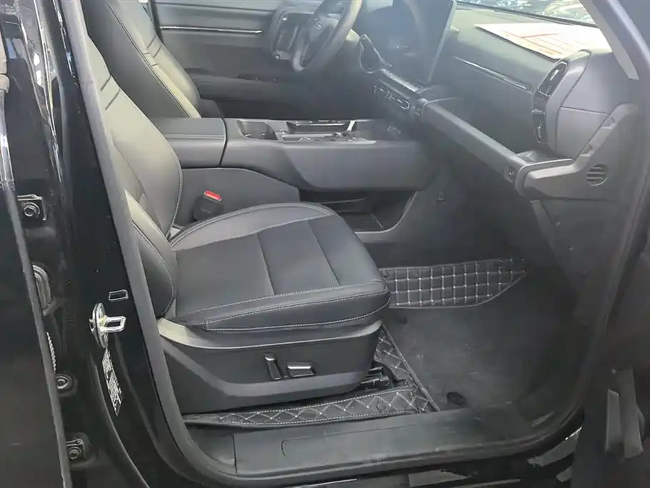 Haval Second-Generation Big Dog New Energy 2025 Hi4 102km Mid Edition фото 8