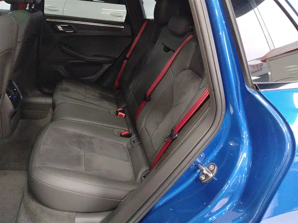 Porsche Macan 2017 Macan 2.0T фото 13