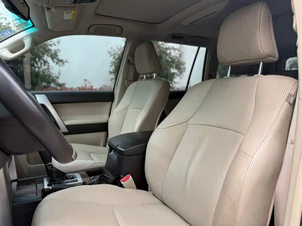 Toyota Prado 2010 4.0L Automatic VX NAVI фото 13