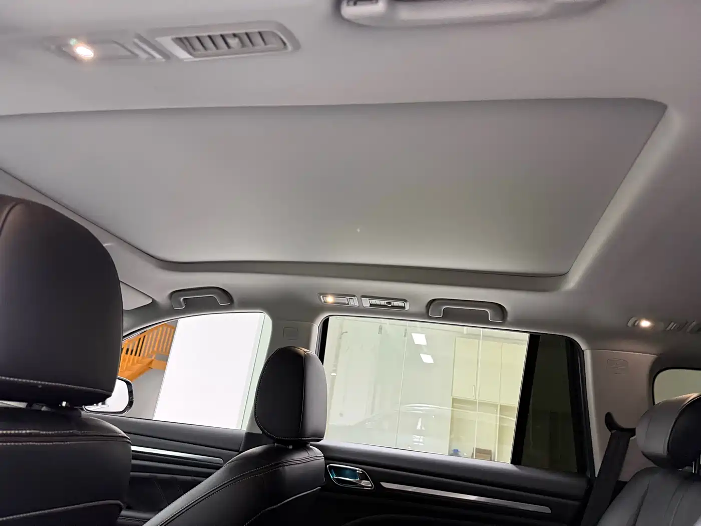 GAC Trumpchi Trumpchi GS8 2020 Model 390T FWD Premium (7-seater) фото 17