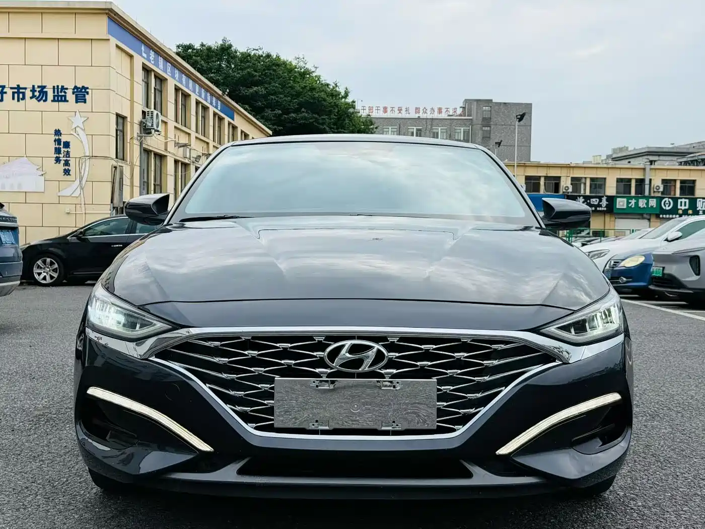 Hyundai Fista 2019 280TGDi Sport Edition China VI фото 2