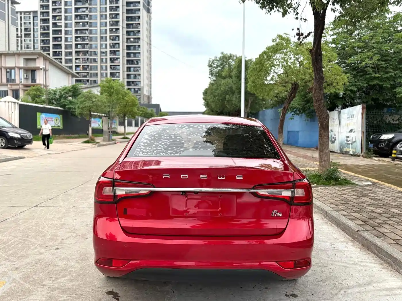 Roewe i5 2019 2019 1.5L Auto 4G-Connected Langyue Edition