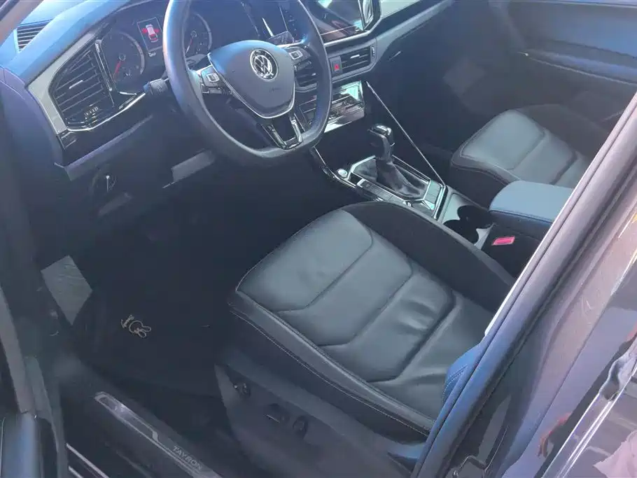 Volkswagen Tayron 2021 330TSI 2WD Luxury Smart Connect Edition фото 9