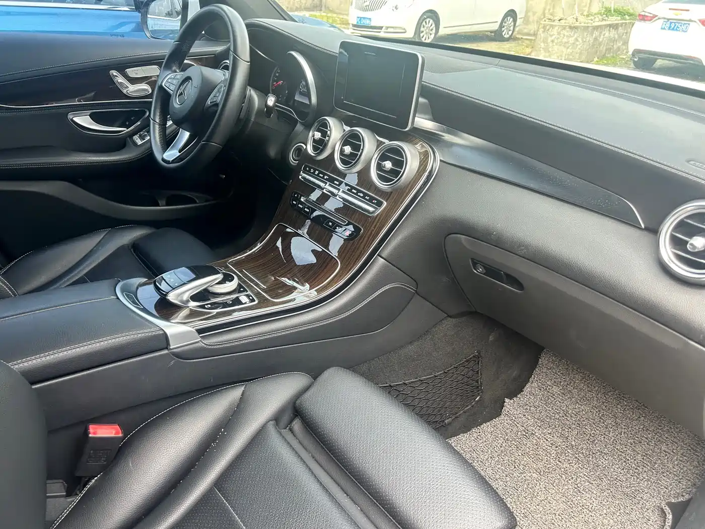 Mercedes-Benz GLC 2016 GLC 260 4MATIC Dynamic фото 10