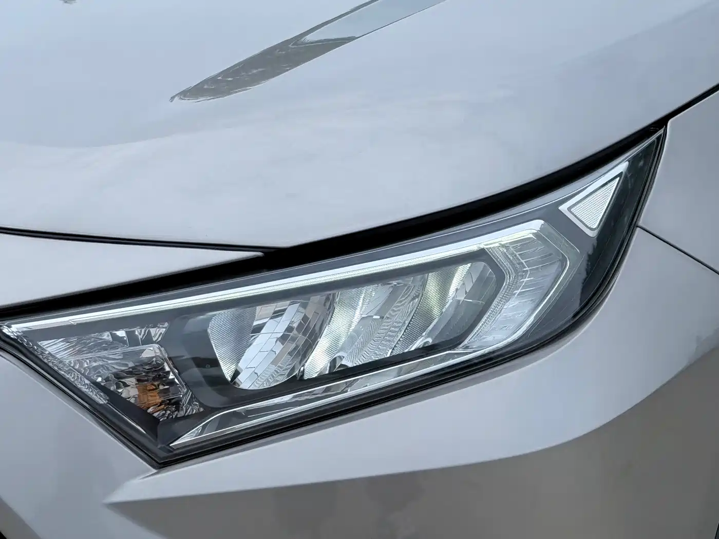 Toyota RAV4 Rongfang 2022 2.0L CVT 2WD Urban Edition фото 23