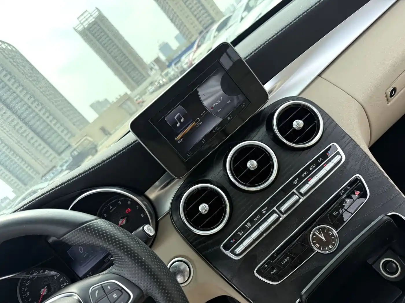 Mercedes-Benz C-Class 2016 2015 Facelift C 180 L Sport
