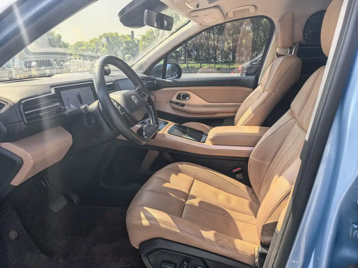 NIO ES8 2019 2018 Founder Edition