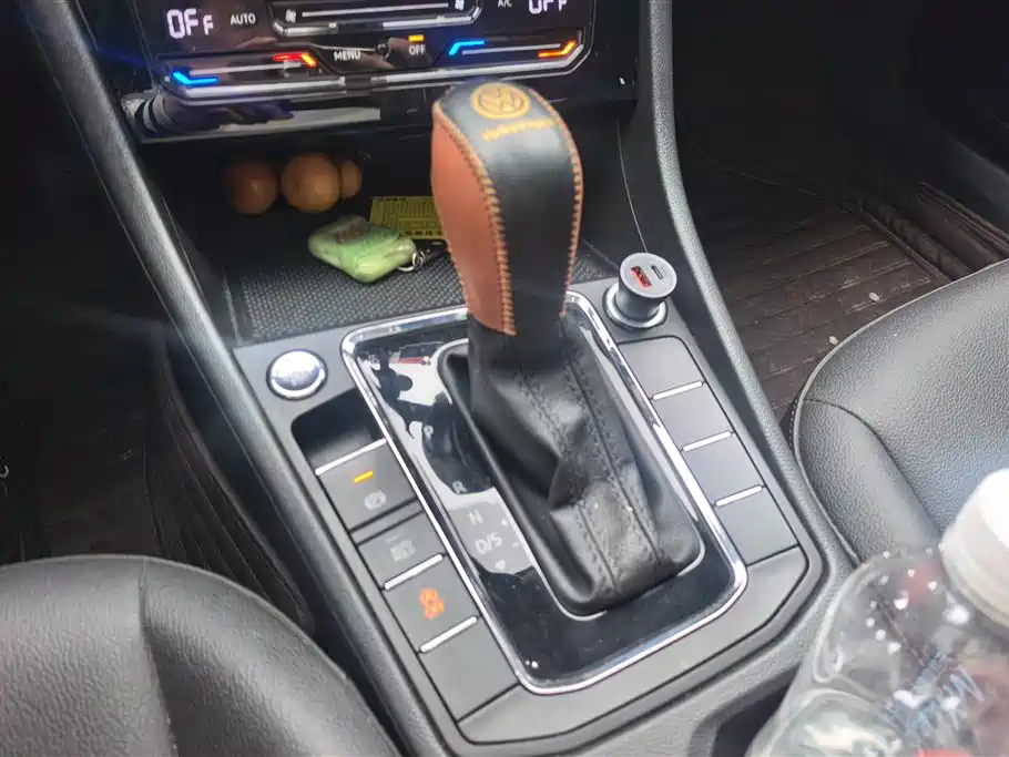 Volkswagen Bora 2021 1.5L Automatic Elite Smart Edition фото 16