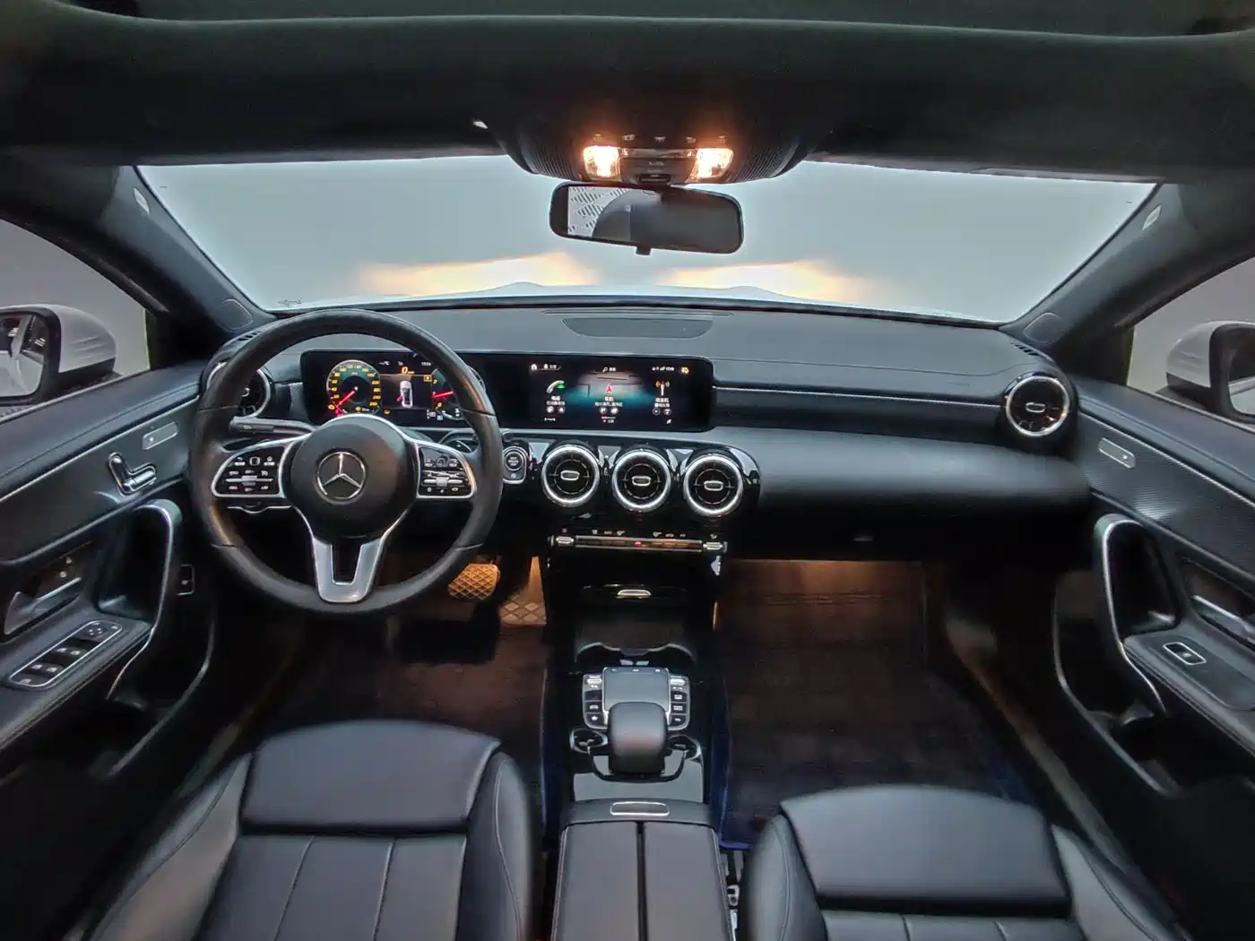 Mercedes-Benz A-Class 2022 A 180 L Sport Sedan фото 12