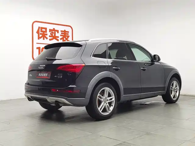 Audi Q5 2018 Collector's Edition 40 TFSI Technology — фото 2