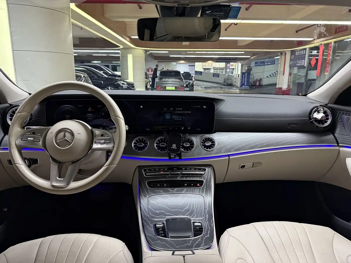Mercedes-Benz CLS 2021 CLS 300 Sport фото 17
