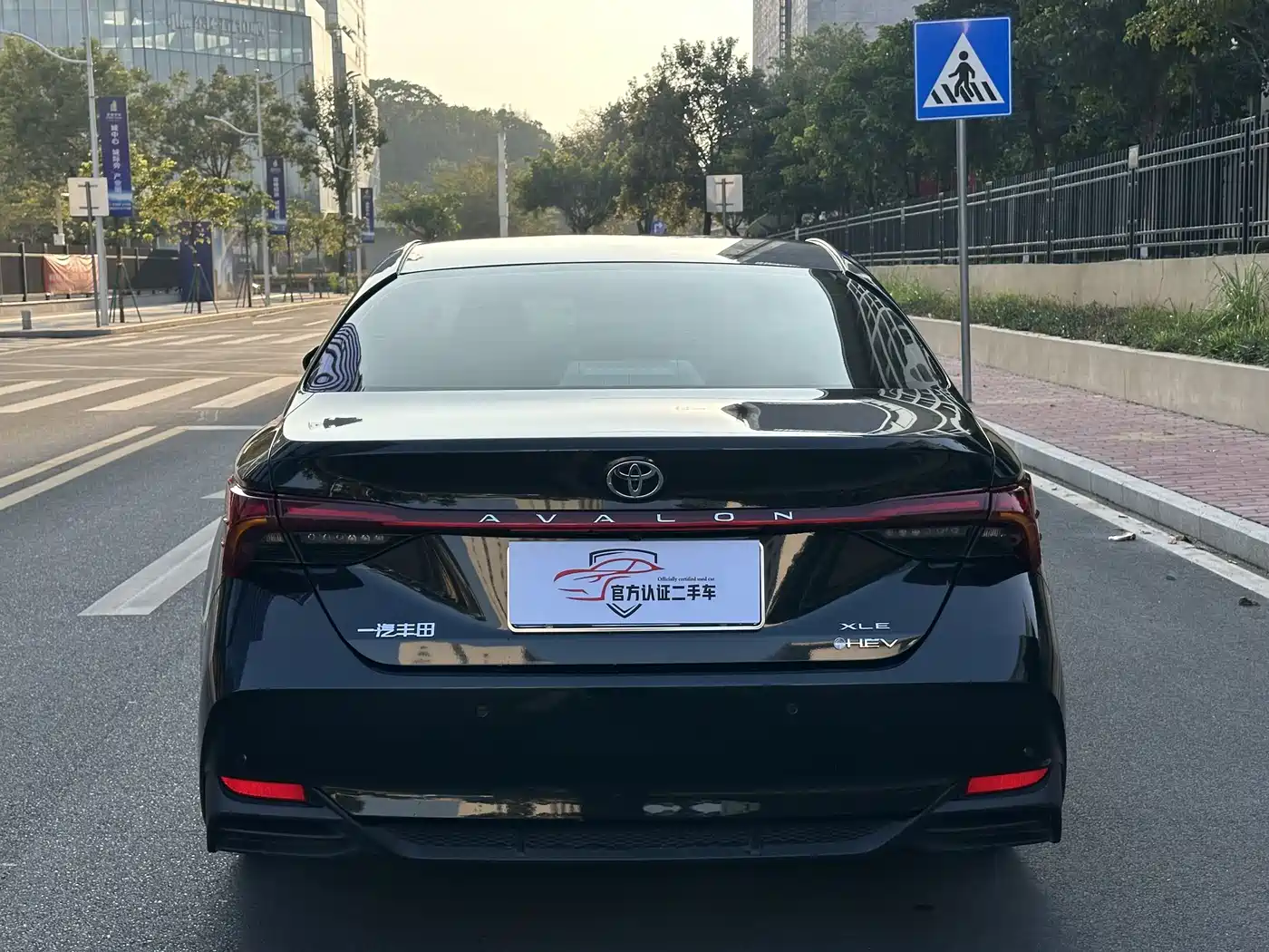 Toyota Avalon 2024 Model Hybrid 2.0L Prestige Edition фото 5