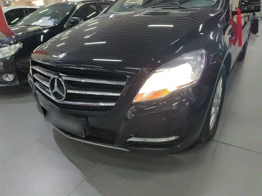 Mercedes-Benz R-Class 2017 R 320 4MATIC Business Collector's Edition фото 24