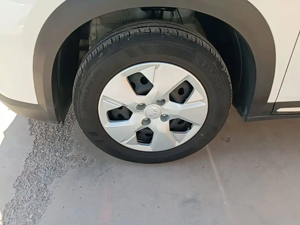 Wuling Motors Wuling Xingchi 2023 2022 1.5L Manual Freedom Edition