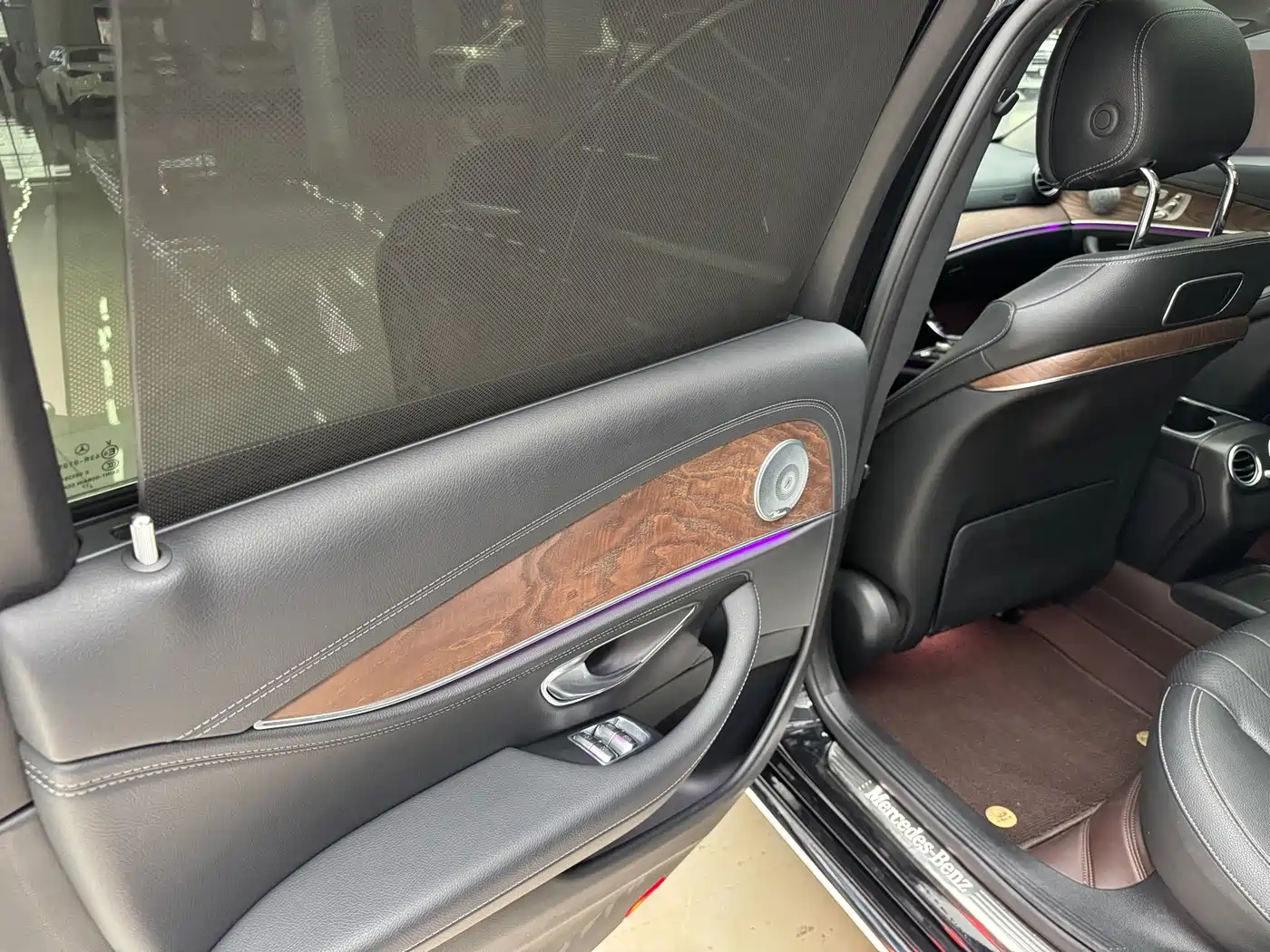 Mercedes-Benz E-Class 2016 E 300 L Luxury фото 7