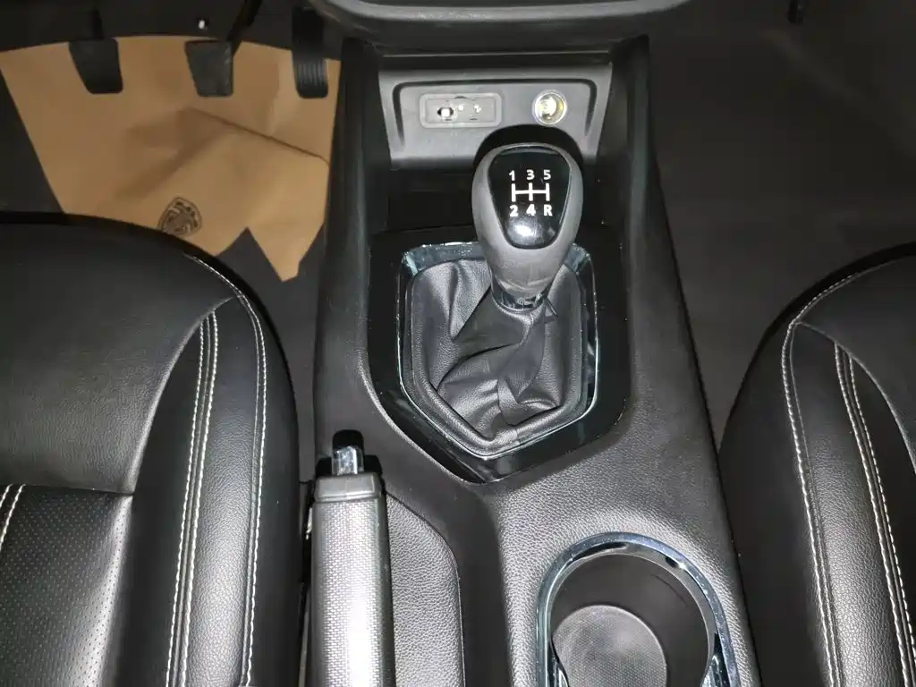 Soueast DX3 2019 2019 1.5L Manual Luxury China V