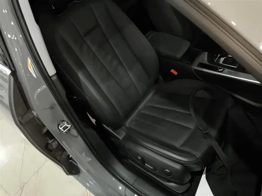 Audi A4 (Import) 2021 Avant Pioneer 40 TFSI Fashion Dynamic фото 20