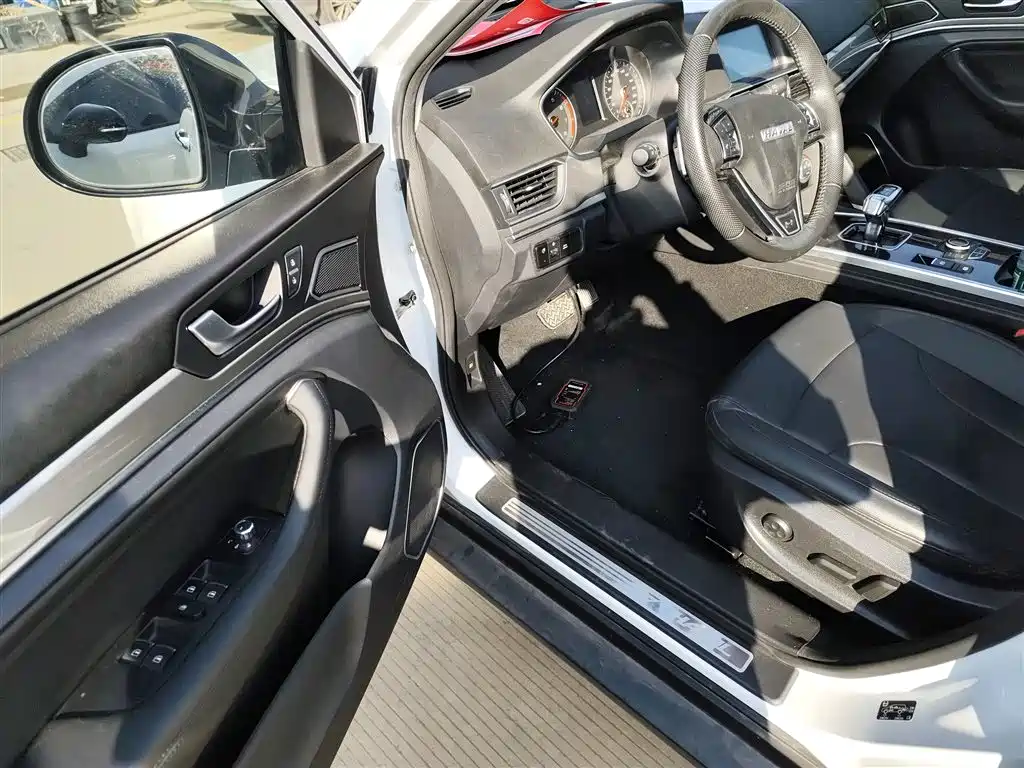 Haval H6 2018 Sport Edition 1.5T Automatic 2WD Elite China V фото 16