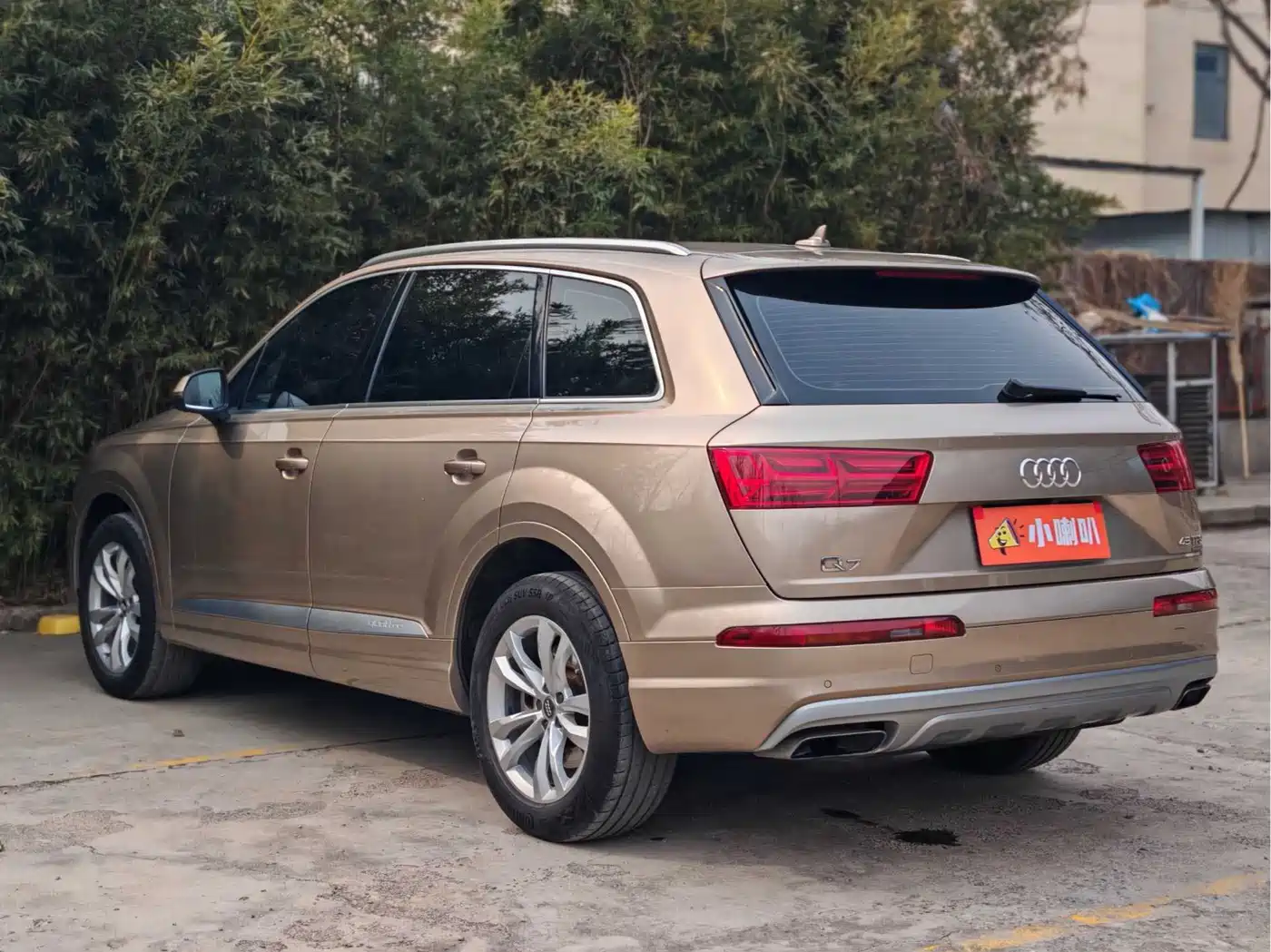 AUDI Q7