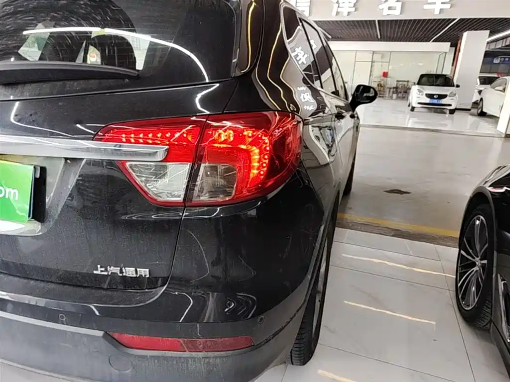 Buick Envision Plus 2017 28T AWD Elite фото 8