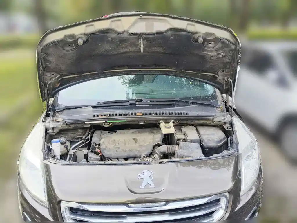 Photo 3 - Peugeot 3008
