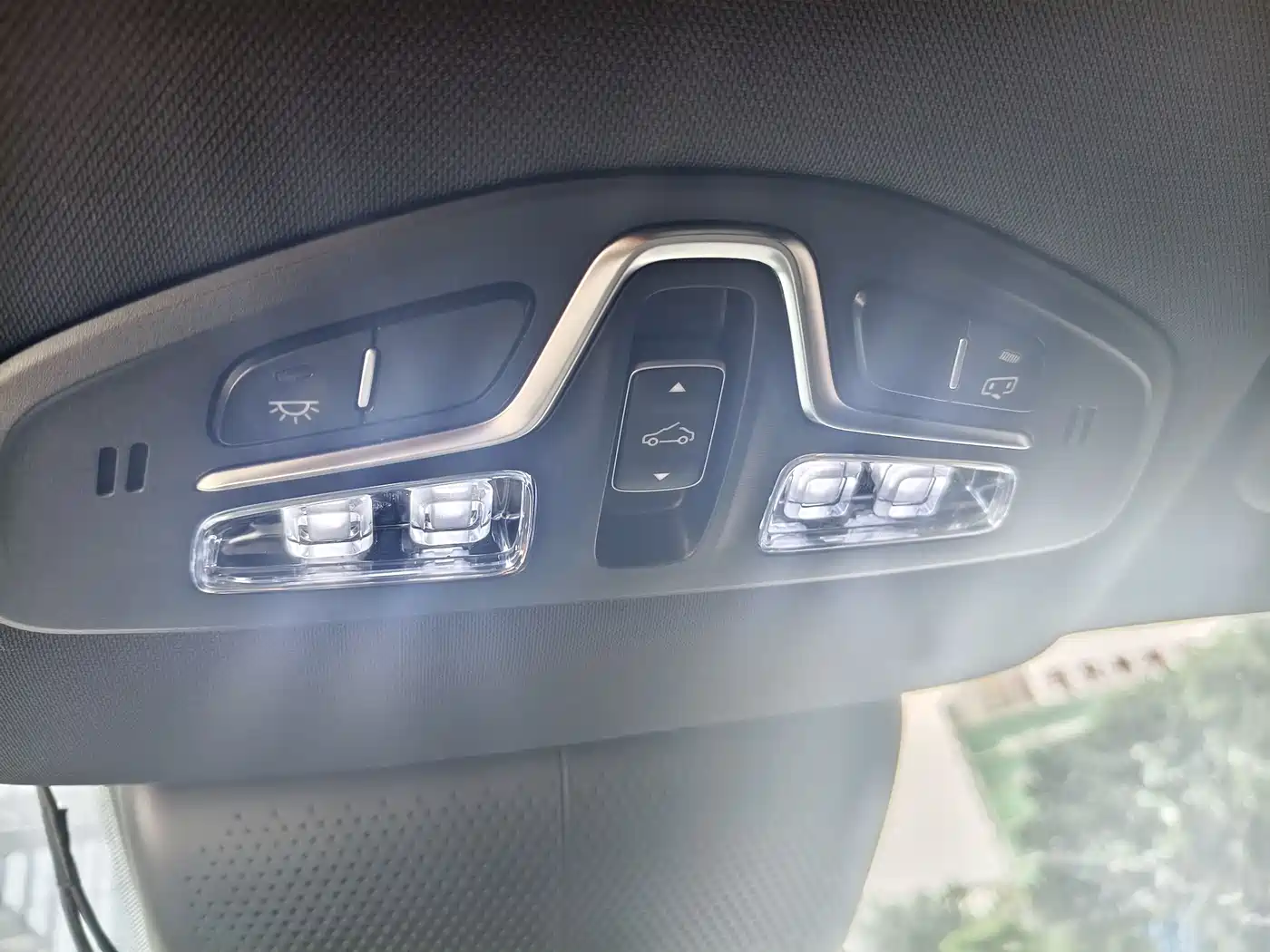 GAC Trumpchi Trumpchi Emkoo 2021 270T DCT J15 Edition фото 10