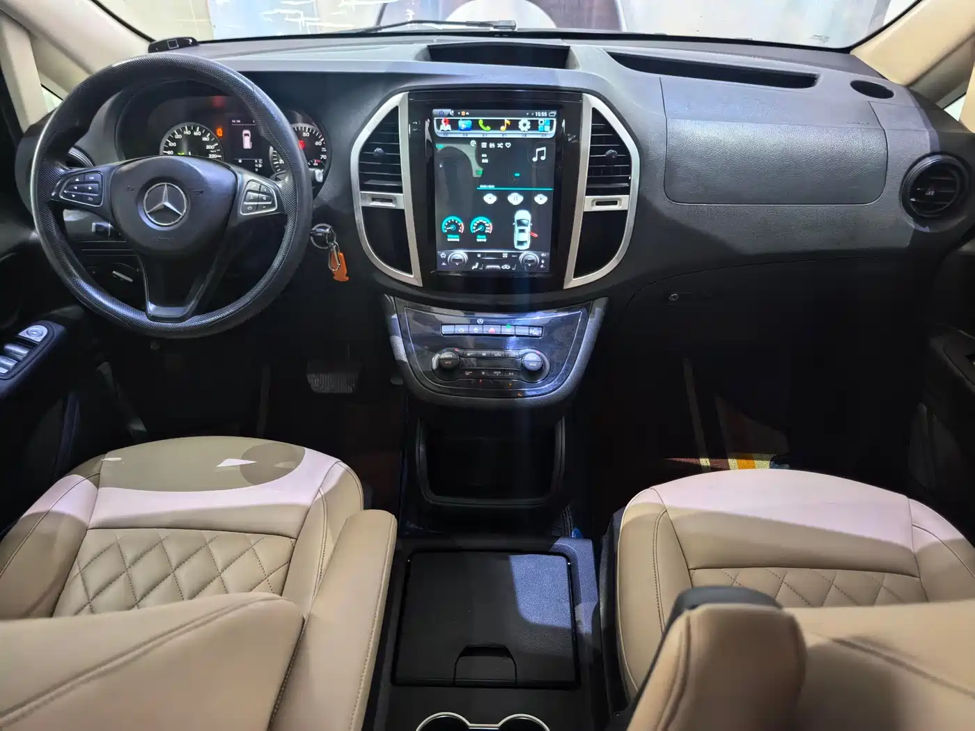 Mercedes-Benz Vito 2016 2.0T Elite Edition фото 4