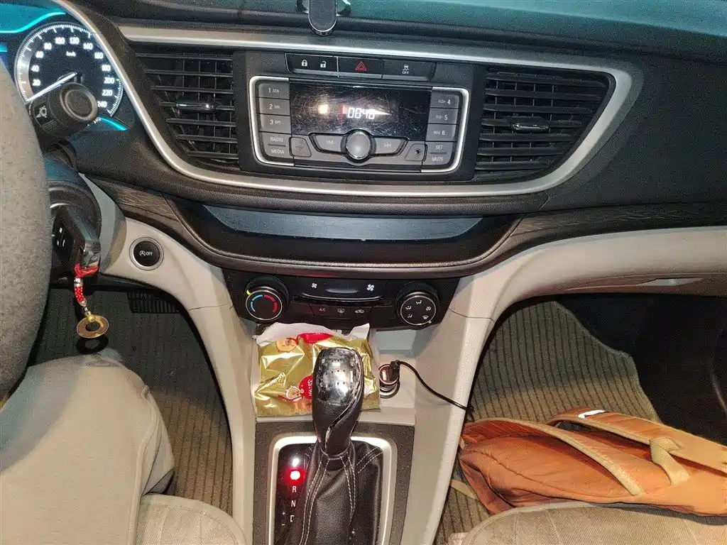 Buick Excelle 2015 15N Automatic Elite фото 6