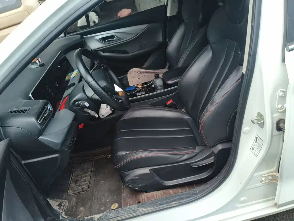 BAIC Beijing U5 PLUS 2023 2021 1.5L CVT Luxury Edition