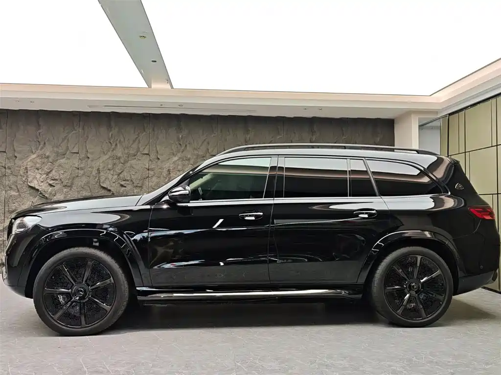 Mercedes-Benz Maybach GLS 2025 GLS 600 4MATIC Polar Night Edition фото 3