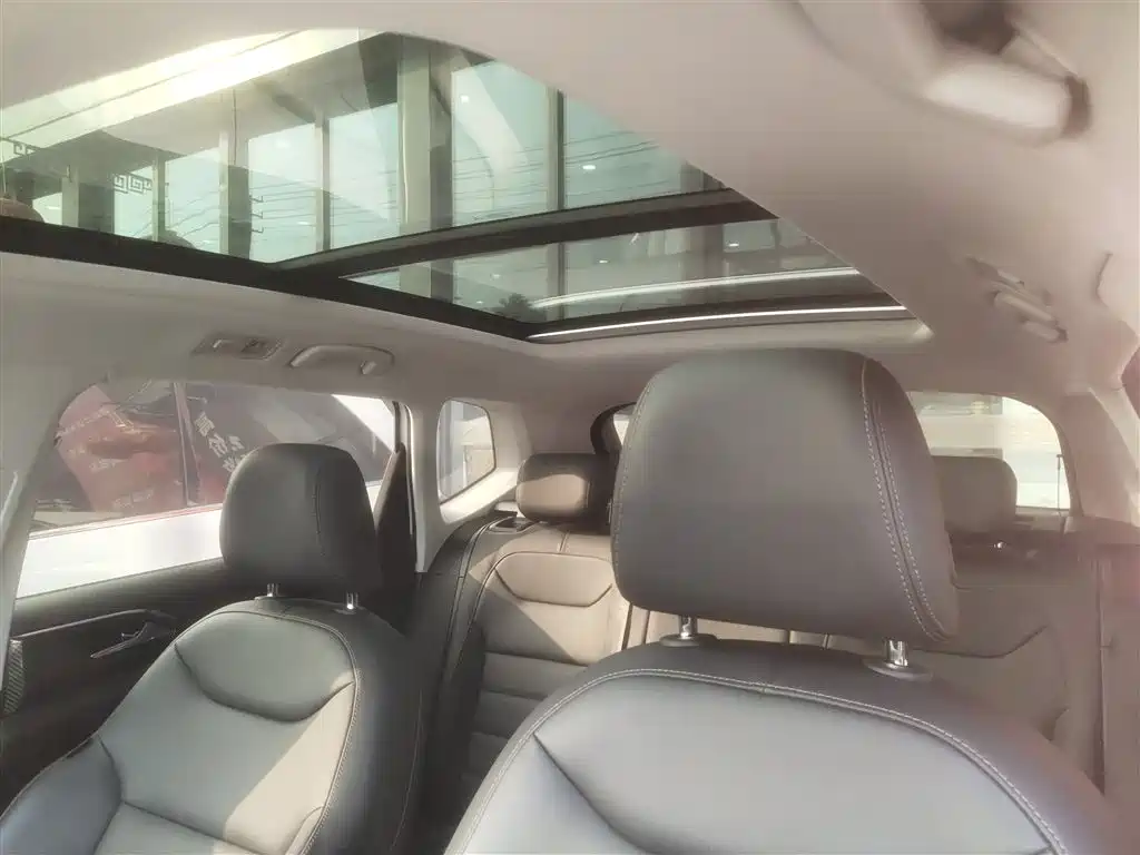 Volkswagen Tharu 2019 280TSI 2WD Luxury Edition China V фото 18