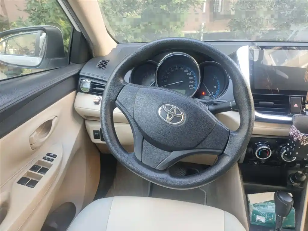 Toyota Vios 2017 1.5L CVT Pioneer фото 7