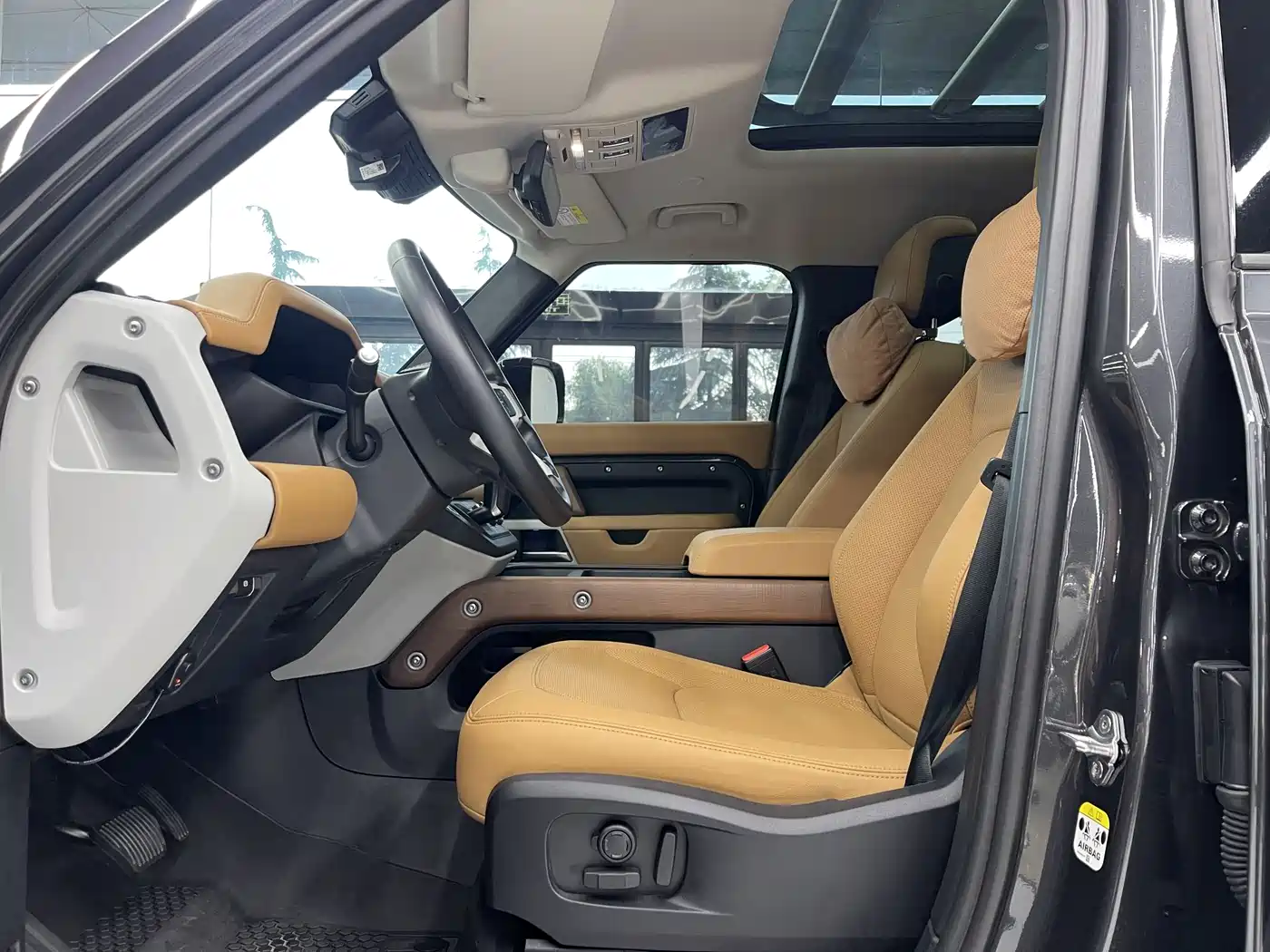 Land Rover Defender 2024 110 3.0T P400 Dark Special Edition фото 19
