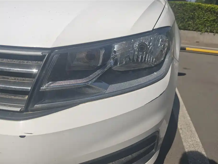 Volkswagen Santana 2016 1.6L Manual Trend Edition фото 5