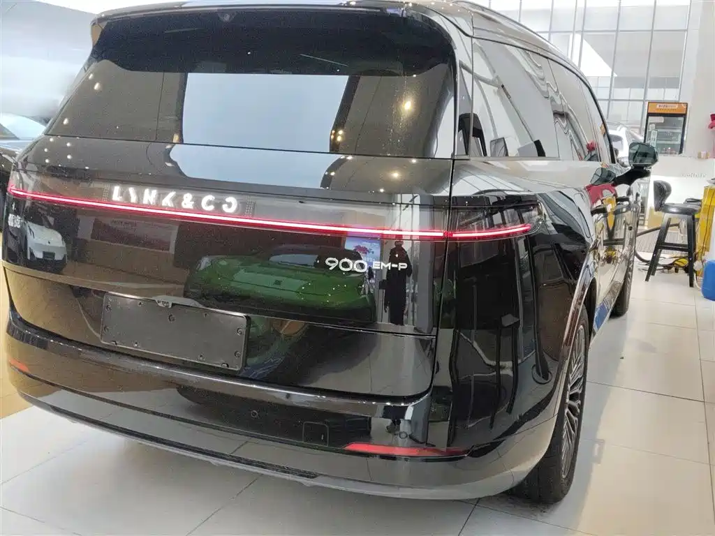 Lynk & Co 900 2025 2.0T Explorer Edition фото 5