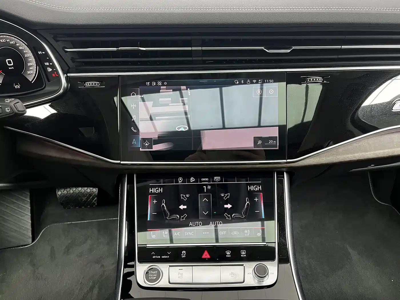 Audi Q7 2025 45 TFSI quattro S line Black Warrior фото 11